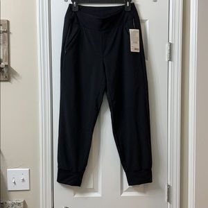 Athleta cropped joggers
